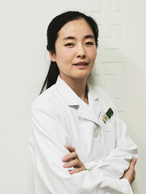 李利榮